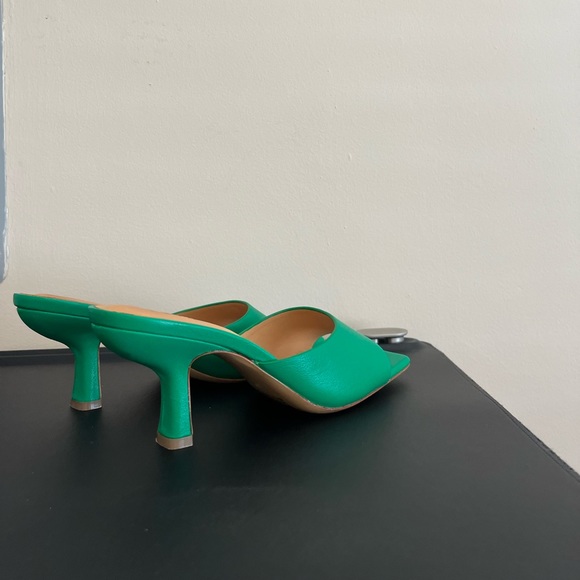 LMS- “Katie” Heel (US 8) - Picture 3 of 7